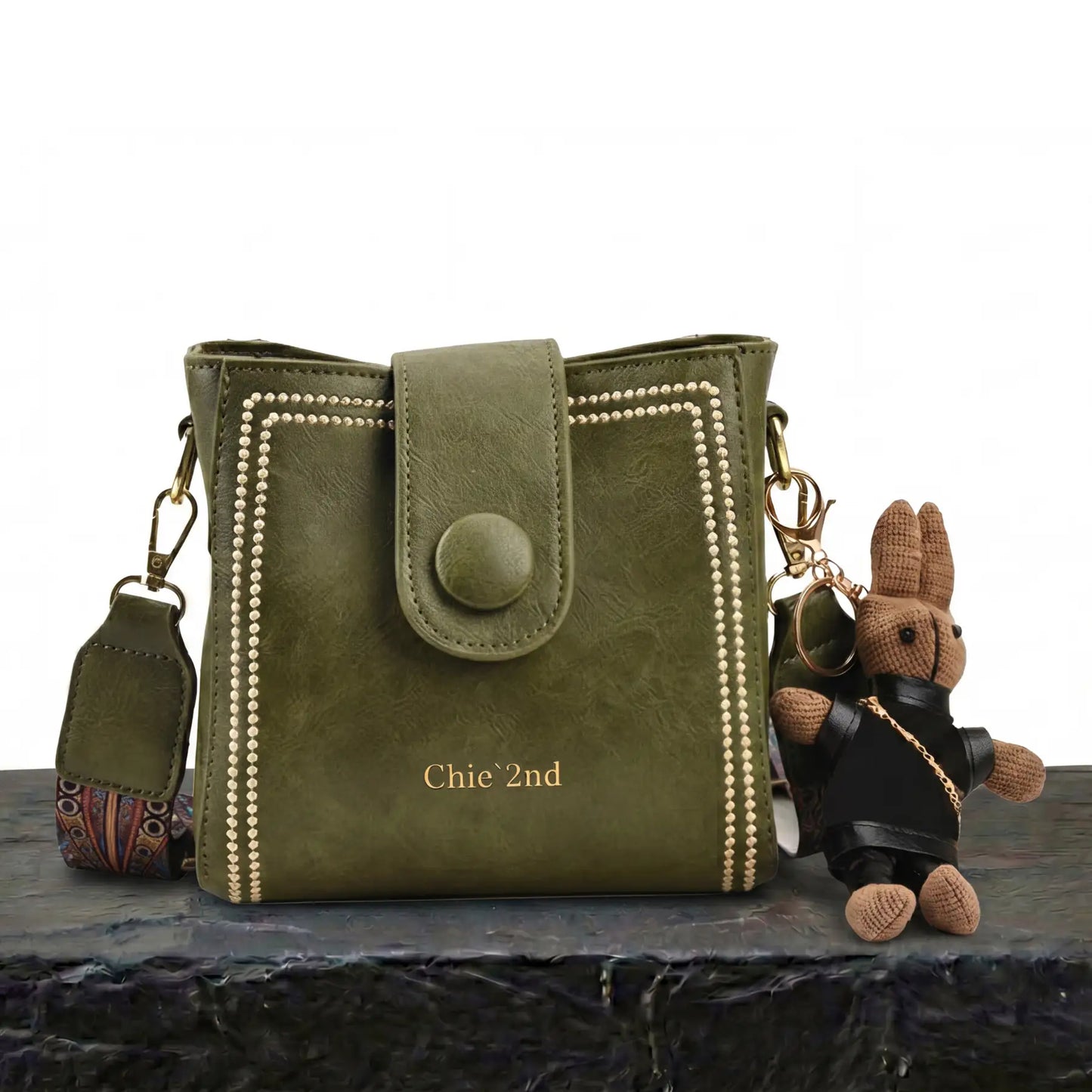 Bolso tipo Satchel + Muñeco Arion de regalo