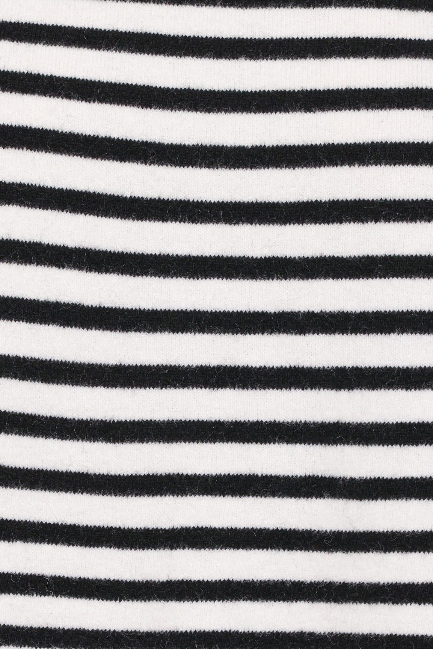 Ceres | Camiseta Tejida a Rayas - Negro y Blanco